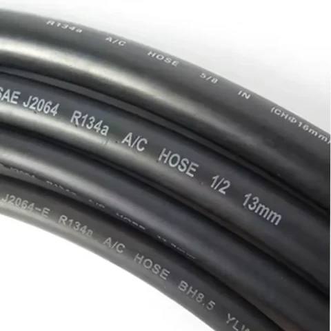 Manguera A/C automotriz 1/2 Climatic tipo barrier en rollo de 50 metros, diseñada para sistemas de aire acondicionado con alta presión y mínima fuga de refrigerante.