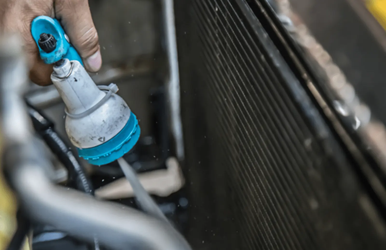 Mantenimiento preventivo de aire acondicionado automotriz